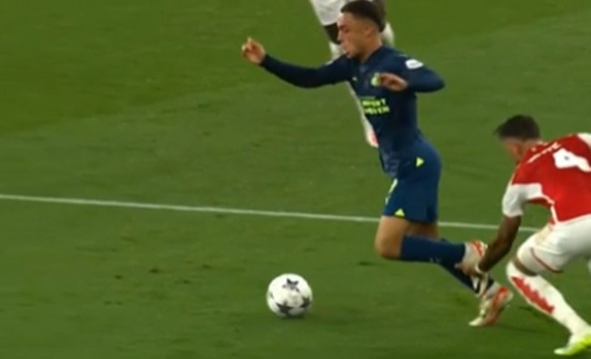 Arsenal trở lại Champions League: Rice hổ báo, White và Saliba gây choáng - Bóng Đá