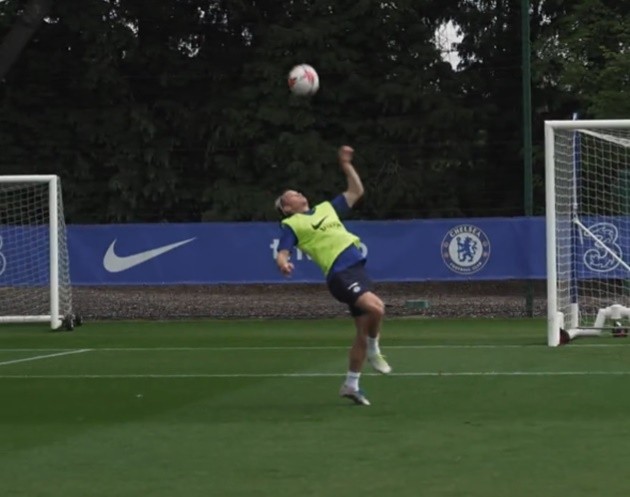 Chelsea tập - Bóng Đá