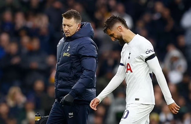 Ange Postecoglou confirms Rodrigo Bentancur will be sidelined for TWO MONTHS - Bóng Đá