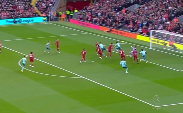 Ảnh Liv, Tot - Bóng Đá