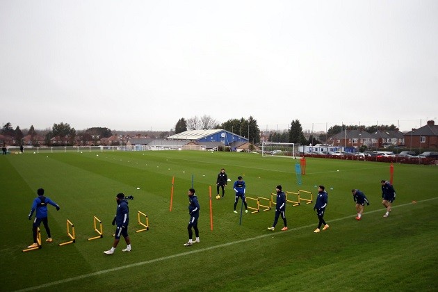 Leicester chia tay sân tập - Bóng Đá