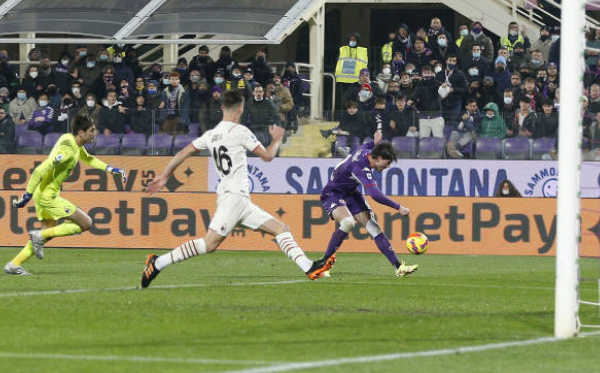 Ibrahimovic đạt cột mốc lịch sử trong ngày AC Milan thua sát nút Fiorentina - Bóng Đá