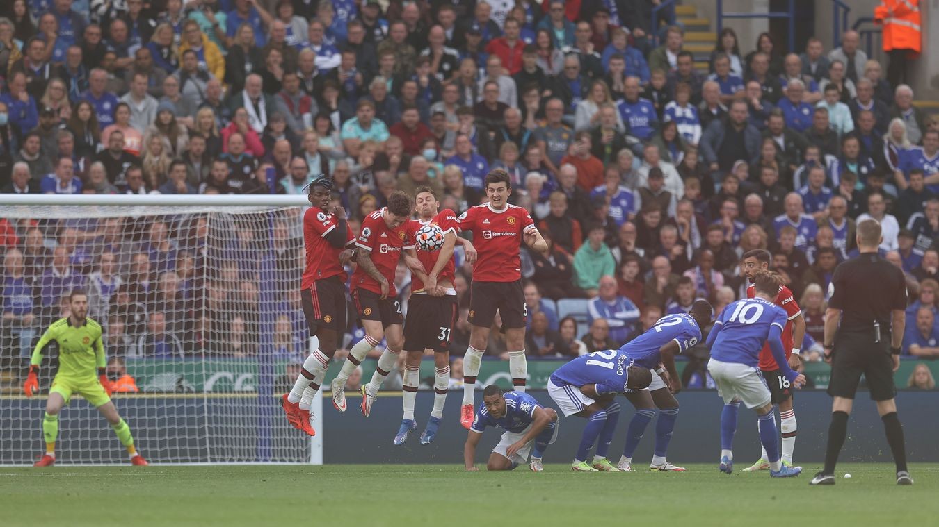 Maguire trở thành trò hề, 4 lần tự đào mồ chôn Man Utd - Bóng Đá