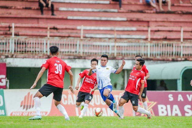 Bài sau trận Long An - Huế - Bóng Đá