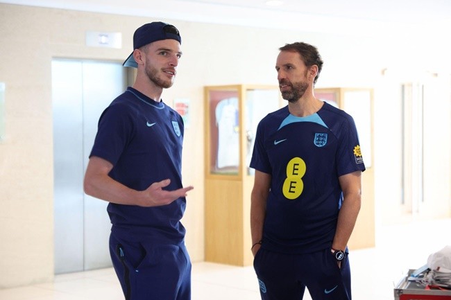 Levi Colwill and Eddie Nketiah join Bukayo Saka and Co at St George's Park - Bóng Đá