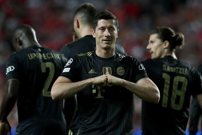 Thắng 4-0, Bayern đi vào lịch sử Champions League - Bóng Đá