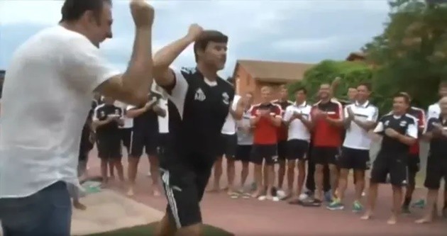 Pochettino’s bizarre methods - Bóng Đá