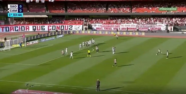 Sau 2 tháng, Hulk tiếp tục tạo nên điều điên rồ - Bóng Đá