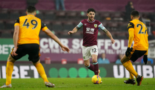 Hạ gục Wolves trên sân nhà, Burnley đào tẩu khỏi nhóm cầm đèn đỏ - Bóng Đá