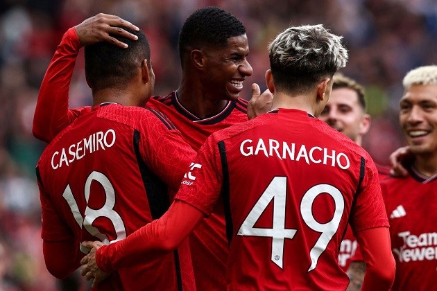 Sau trận M.U - Bóng Đá