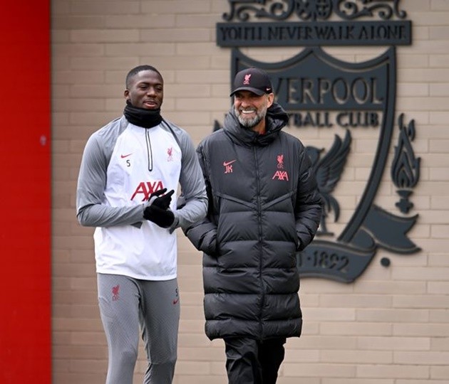 Ibrahima Konate opens up on Jurgen Klopp advice that led to him snubbing Man Utd - Bóng Đá