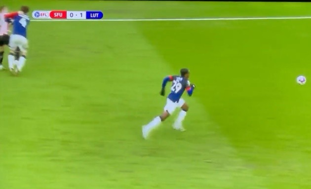 Thêm một hành vi phi thể thao gây phẫn nộ tại Anh - Bóng Đá