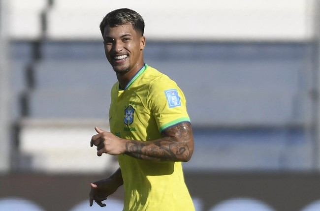 Fabrizio Romano has made a firm prediction about the future of rumoured Arsenal transfer target Marcos Leonardo - Bóng Đá