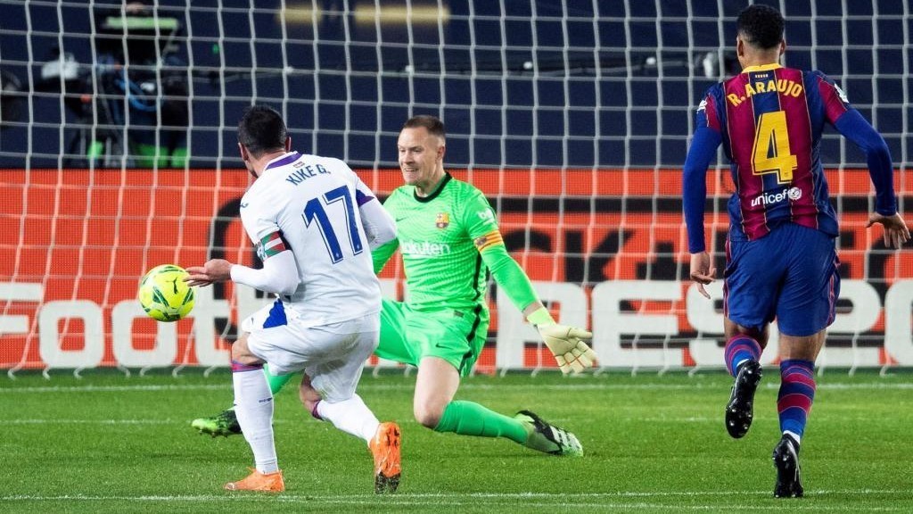 If I’m being realistic, winning La Liga will be very complicated - Bóng Đá