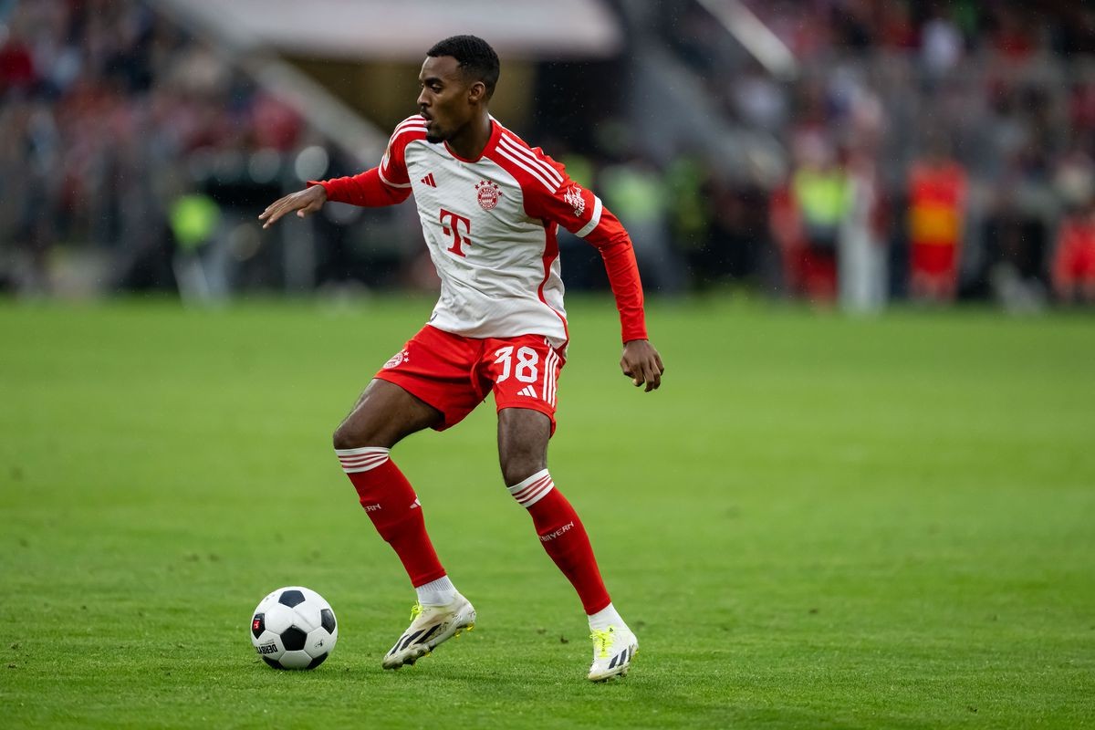 McTominay, Gravenberch và cú lật kèo choáng váng ở chợ hè 2023 - Bóng Đá