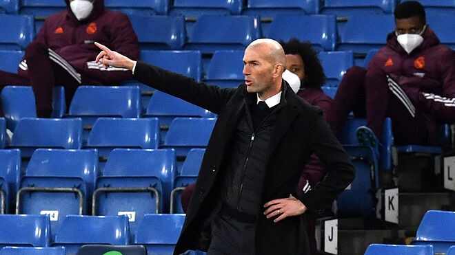Zidane won't refuse Man Utd  - Bóng Đá