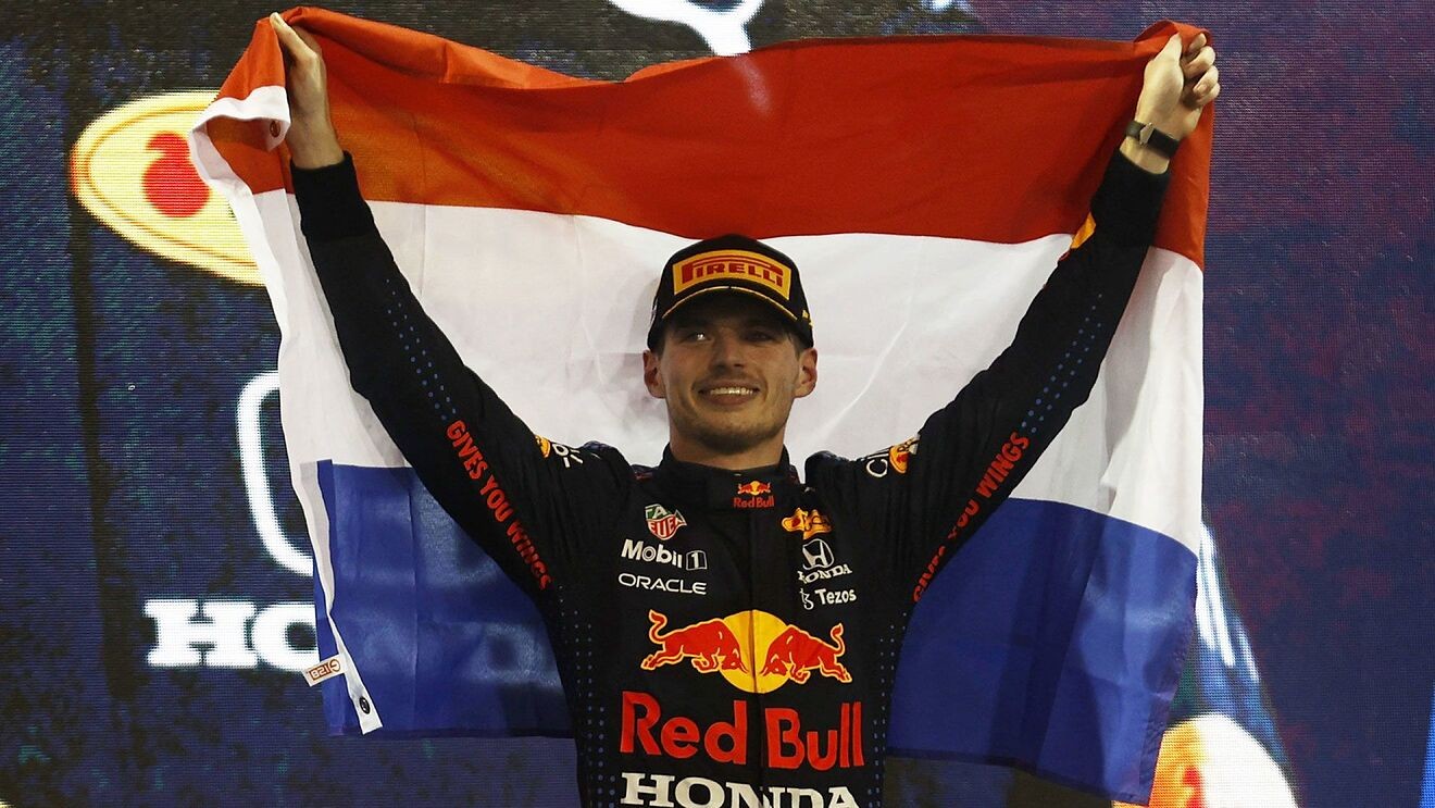 Lineker and Jenas furious after Max Verstappen win; Virgil van Dijk enjoys - Bóng Đá
