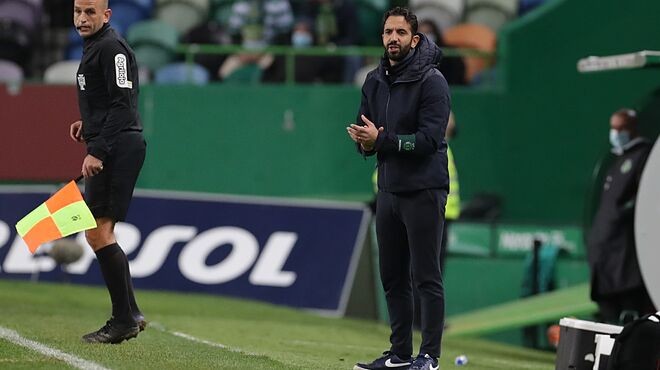 Ruben Amorim emerges as candidate for Manchester United job - Bóng Đá