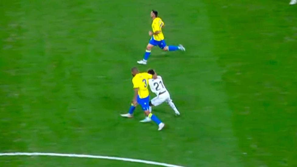 Sao Real bị knock-out ngay trên sân - Bóng Đá