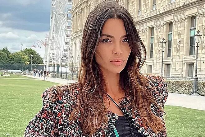 Joana Sanz goes to prison to see Dani Alves: I'm not going to leave him in the worst moment of his life - Bóng Đá