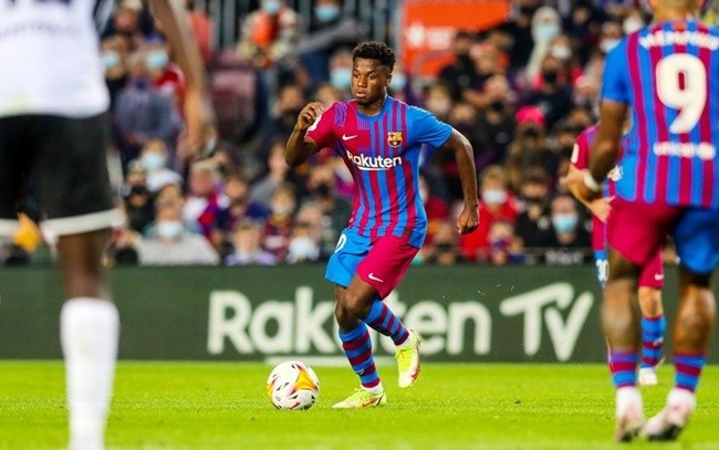Áo số 10 của Barca là một sự kế thừa - Bóng Đá