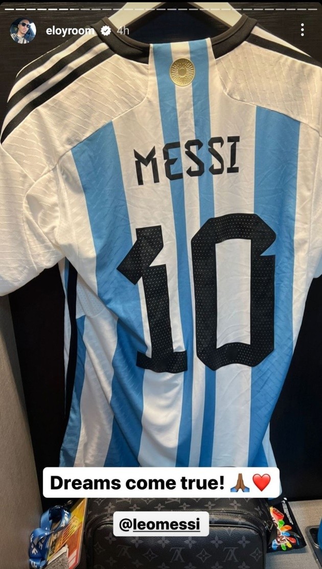 Messi trao đổi áo - Bóng Đá