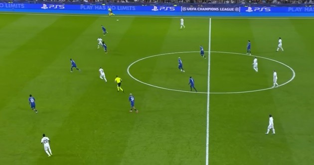 Phơi áo 4 bàn, CĐV Chelsea tìm thấy 'bia đỡ' che đậy sự thảm họa - Bóng Đá