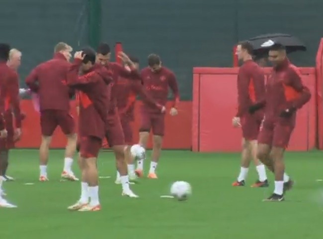 Ảnh Mount và Varane trở lại - Bóng Đá