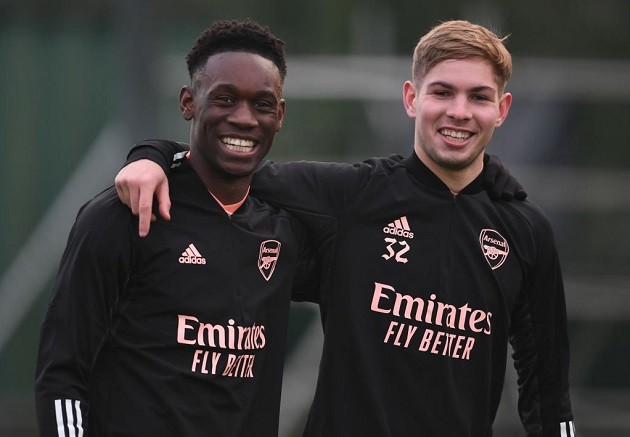Không phải Ozil, Arsenal cần luồng gió mới từ 