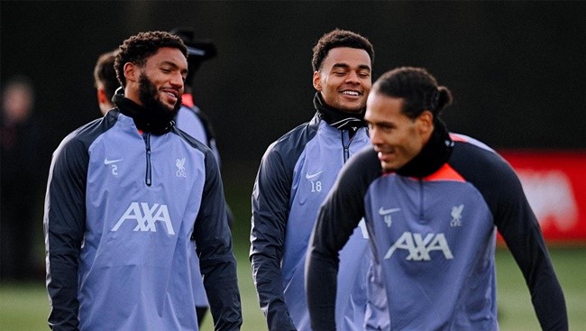 Toàn cảnh Salah bị tấn công, quân đội bảo vệ vào cuộc - Bóng Đá