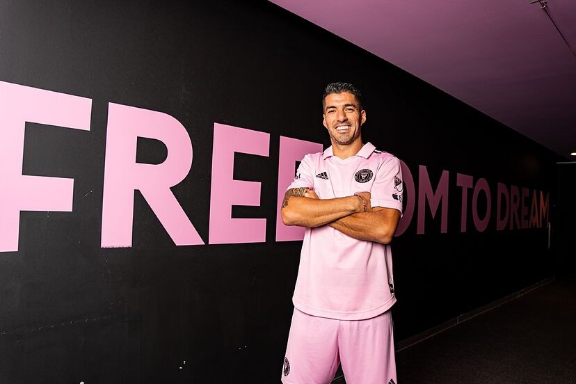 Những cựu sao Liverpool đang thi đấu ngoài châu Âu - Bóng Đá