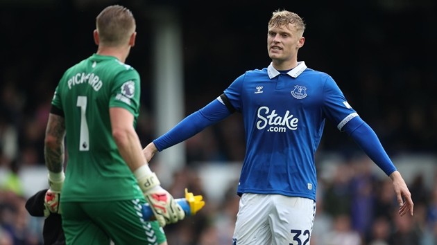 Manchester United đã biết giá của Jarrad Branthwaite - Bóng Đá
