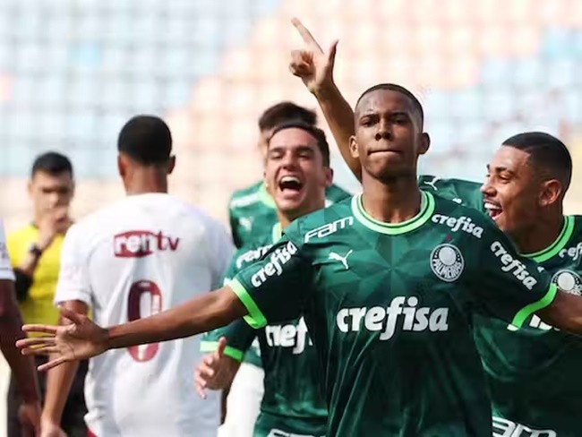 Real Madrid are also interested in signing Estevao - Bóng Đá