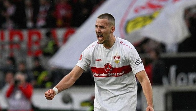 BAYER LEVERKUSEN HOLD A CONTINUING INTEREST IN VFB STUTTGART’S WALDEMAR ANTON - Bóng Đá
