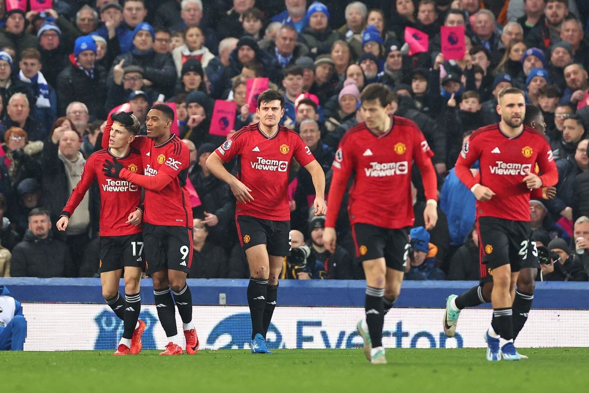 Hạ Everton 3-0, M.U đã phát hiện ra cầu thủ không thể thay thế - Bóng Đá