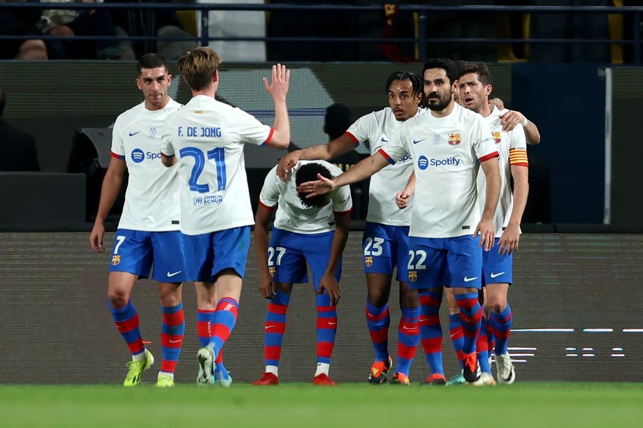 ‘Improving’ Barcelona will be ready for Real Madrid, says Frenkie De Jong - Bóng Đá