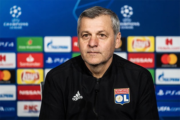LYON’S DRESSING ROOM PUSHING FOR BRUNO GENESIO’S RETURN - Bóng Đá