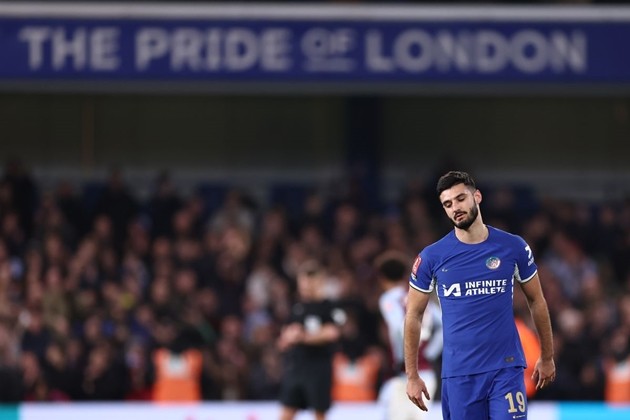 Rio Ferdinand hài lòng với bến đỗ mới của sao trẻ Chelsea - Bóng Đá