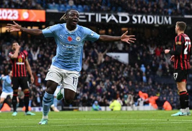 Doku quẩy nát cánh đối phương, đưa Man City lên ngôi đầu - Bóng Đá