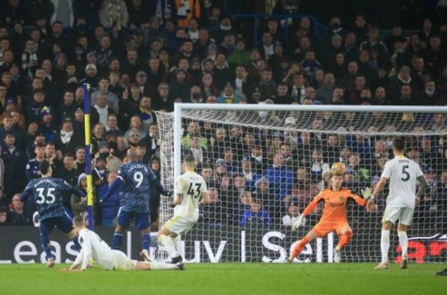 Arsenal bị cấm ăn mừng, Saka biểu diễn ma thuật - Bóng Đá