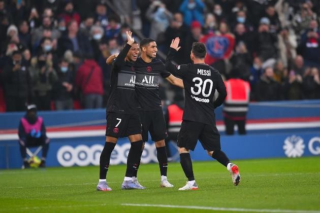 Messi ghi bàn thắng đầu tiên ở Ligue 1 - Bóng Đá