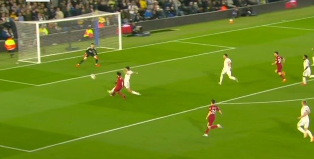 Leeds Liv - Bóng Đá