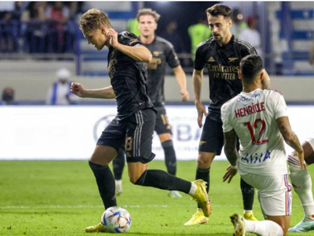 ảnh review Arsenal vs Lyon - Bóng Đá