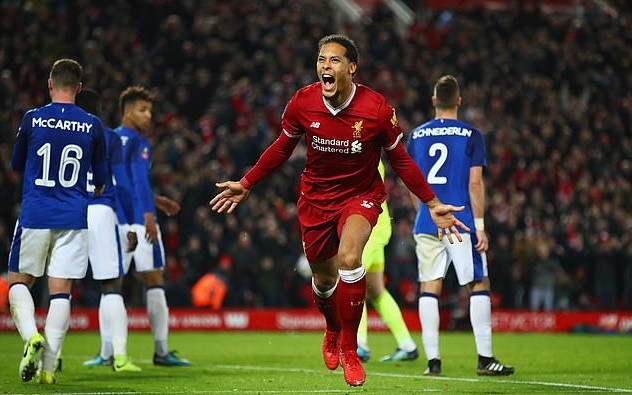 How Virgil van Dijk has transformed Jurgen Klopp's side as he prepares to join the 100 club at Anfield - Bóng Đá