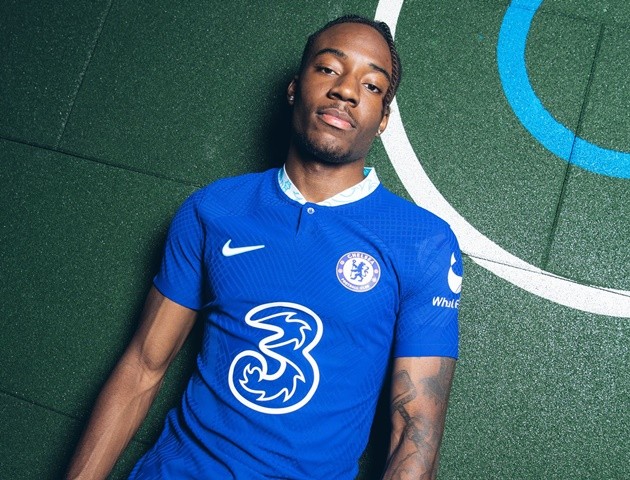 Manchester City turn down Al-Ahli's £18m bid for winger Riyad Mahrez - Bóng Đá