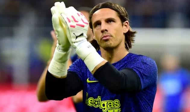 7 thủ môn Ten Hag có thể chiêu mộ thay vì Andre Onana - Bóng Đá