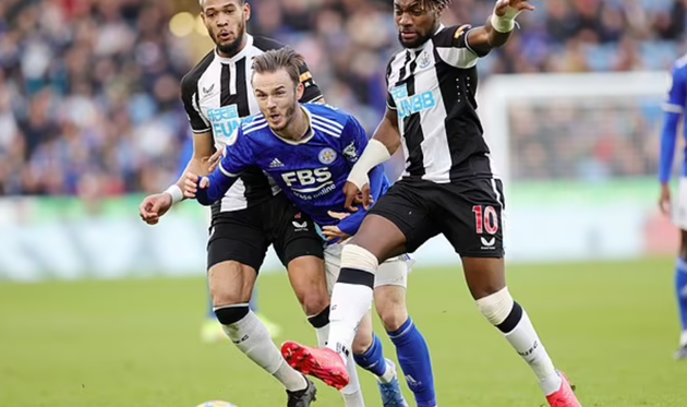 What Cole Palmer said to referee after being booked for diving during Everton vs Chelsea clash - Bóng Đá