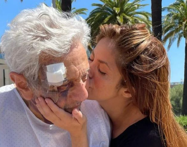 Shakira reveals shocking moment she learned of ex Pique’s ‘betrayal’ while her dad was fighting for life in hospital - Bóng Đá