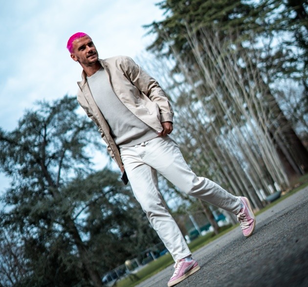 Pháp hội quân - Bóng Đá