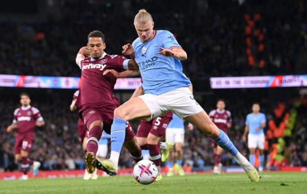 Sự khác biệt Erling Haaland - Bóng Đá